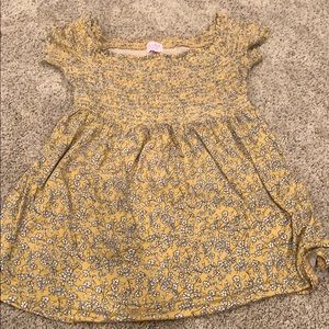 Medium maternity top